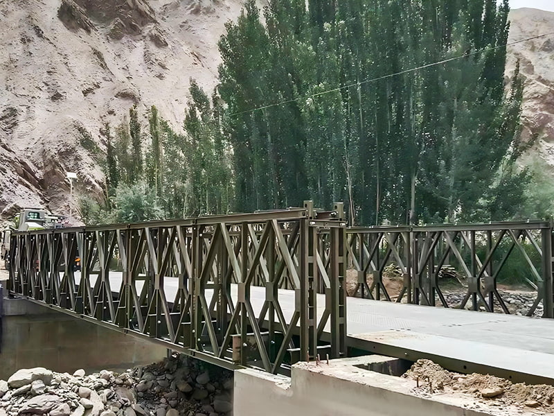 CB 100 Bailey Bridge สะพานเบลีย์ทาสีชั้นเดียวสองแถว