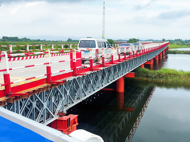 สะพานเหล็กชุบสังกะสีช่วงใหญ่